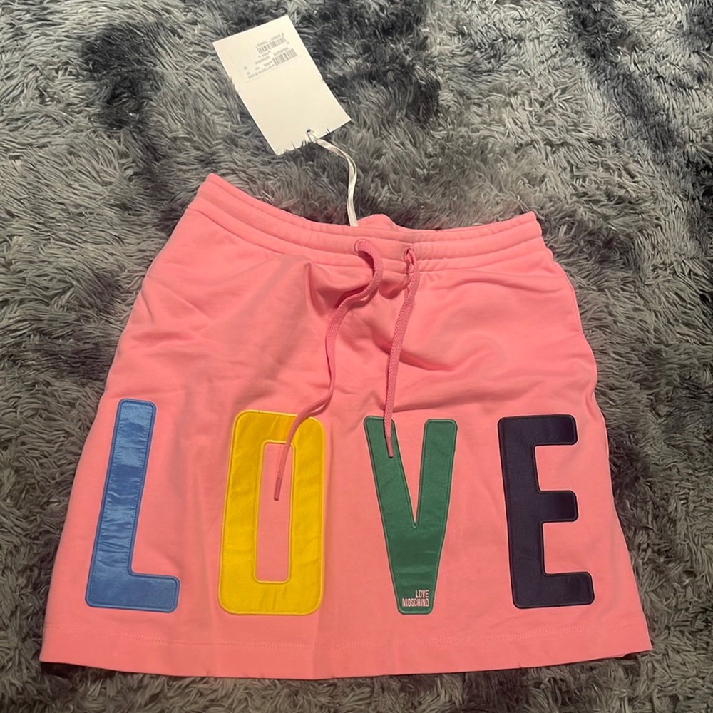 LOVE MOSCHINO SKIRT BRAND NEW NEVER WORN